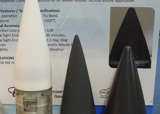 輕量化電磁屏蔽材料針孔網(wǎng)在雷達(dá)天線罩屏蔽和電磁防護(hù)應(yīng)用方向介紹